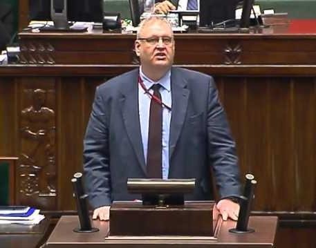 Bogdan Roman Święczkowski z żoną Małgorzatą Hencel-Święczkowską, sędzią i prezesem Sądu Rejonowego w Sosnowcu, w swobodnej, domowej atmosferze.