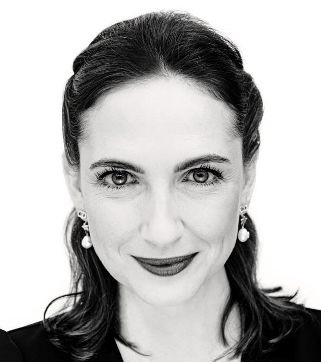 Anna Cieślak na planie filmowym lub teatralnym, w trakcie pracy.